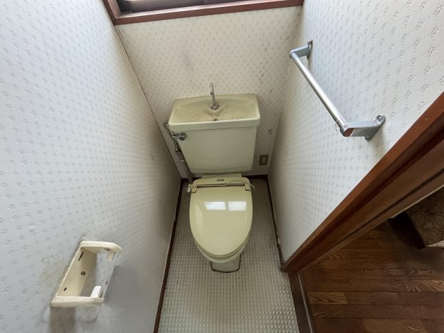 山形市小白川町五丁目1番2のトイレ