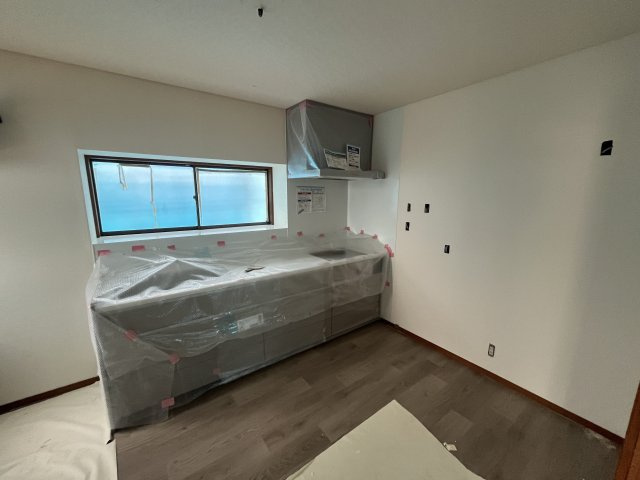 山形市小白川町五丁目1番2のキッチン