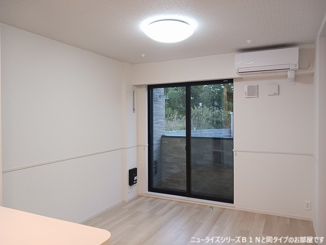 みずほ台２丁目アパートの居間・リビング