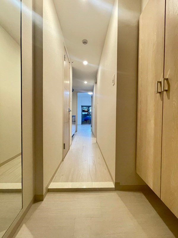 リベルタ元町通の玄関