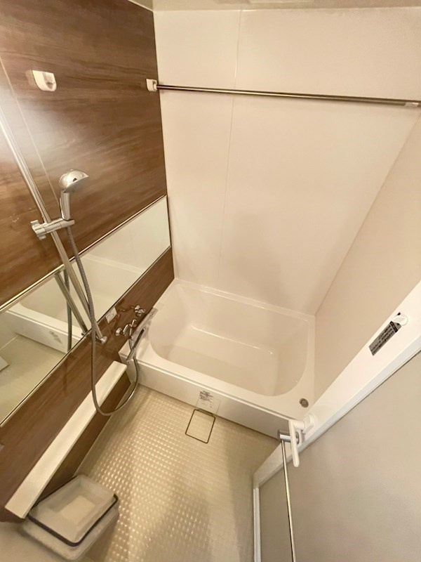 リベルタ元町通の浴室