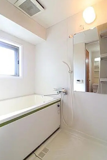 メルクマールＩＩの浴室