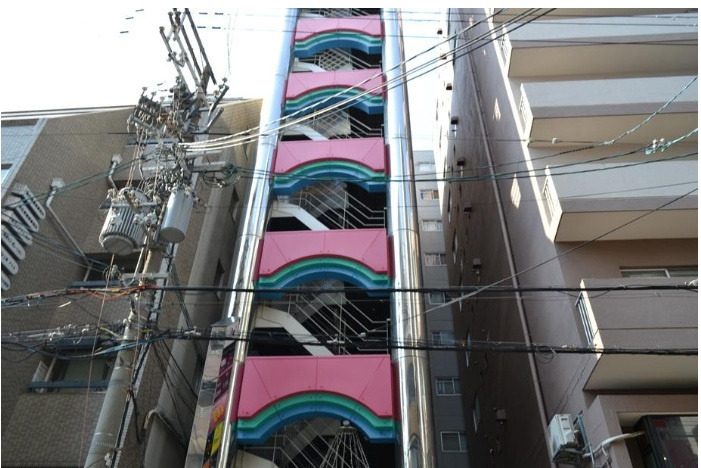 深井レインボービルの外観