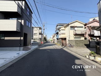 【前面道路含む現地写真】 | 前面道路含む現地写真です