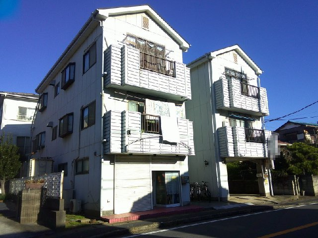 千葉市稲毛区作草部１丁目の一棟マンションの外観