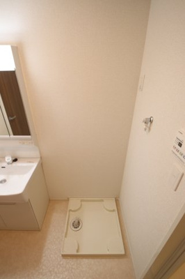 【設備】 | エヌプラス | 室内洗濯機置場