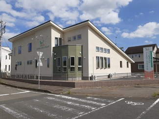 【周辺】 | エル　クレシェンドⅠ | ファミリークリニックまで900m