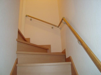 【居間・リビング】 | コモド　ピノ　Ⅳ | 階段