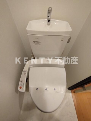 【トイレ】 | クレイシア池上 | 落ち着いた色調のトイレです