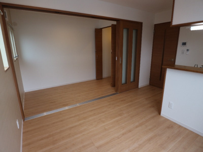 【居間・リビング】 | Regalest姪浜eclat　★プライスホームなら仲介手数料が0円です！★