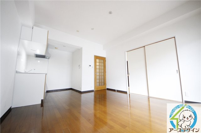 エンゼラート明石の居間・リビング|※類似部屋