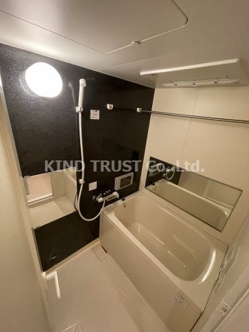 NORTH VILLAGE 参番館の浴室|ゆったり過ごせるお風呂です