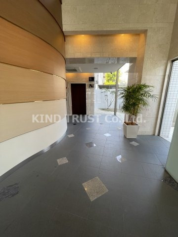 NORTH VILLAGE 参番館のロビー|建物の内部です