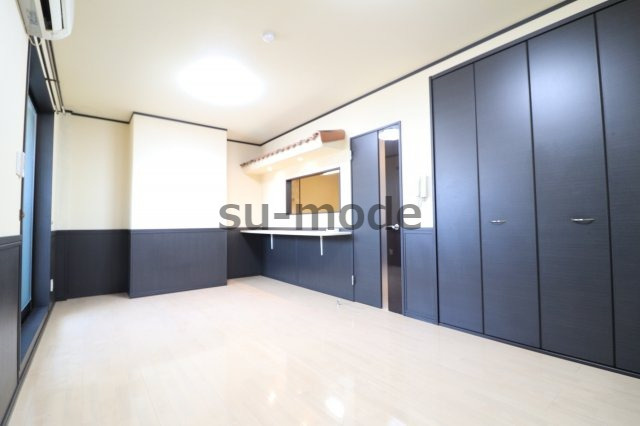 ウイングビュー鮎川の居間・リビング