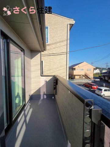 ハートフルタウン上戸祭町2期　Ｂ号棟のバルコニー|広々としたバルコニーでお洗濯物もたっぷり干せます◎