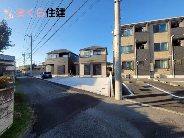 ハートフルタウン上戸祭町2期　Ｂ号棟の前面道路含む現地写真|南道路で日当たり良好◎