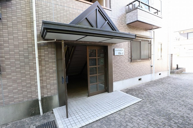 コートエレガンスＪのエントランス