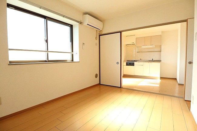 コートエレガンスＪの居間・リビング|※別部屋のイメージ写真です。