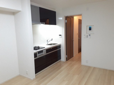 【内装】 | フルラージュ | 明るい色調の室内です