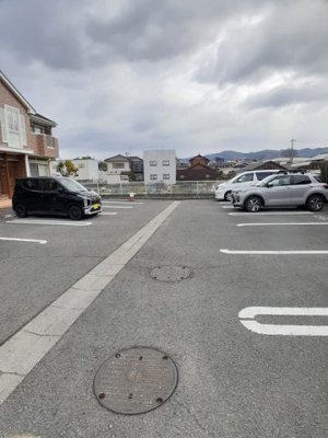 【駐車場】 | ＹＫハドソン小田Ｃ | 駐車場完備です