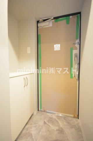 グランパシフィック花園innovationの玄関