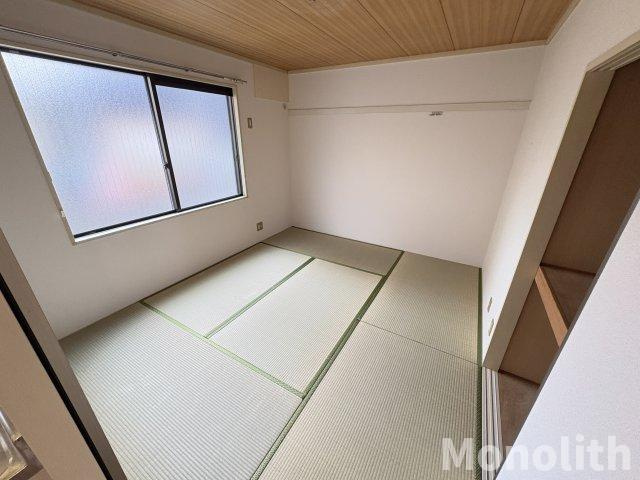 ガーデンタウン清水Aの和室