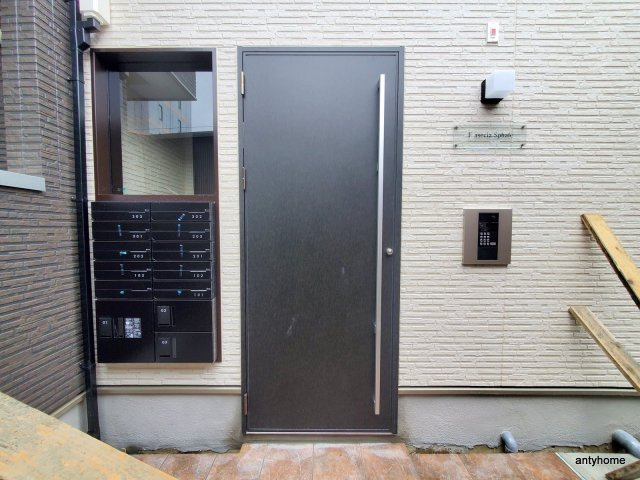 F asecia Sphale 仲介手数料無料のエントランス