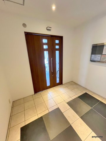 マンションパルス　仲介手数料無料のエントランス