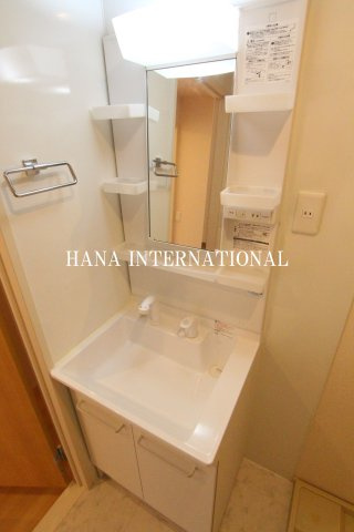 クレスタ広尾の洗面所