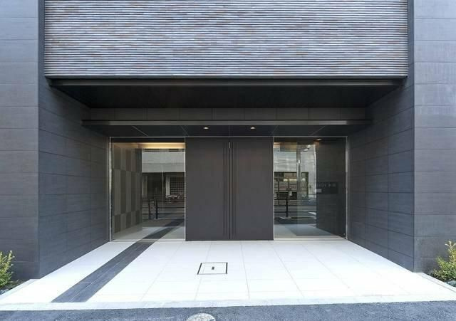 ガーラ・グランディ池袋のエントランス