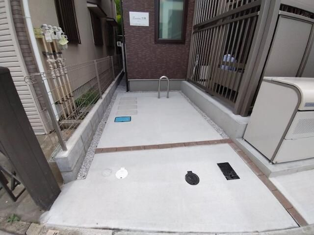 カリーノ田柄の駐車場