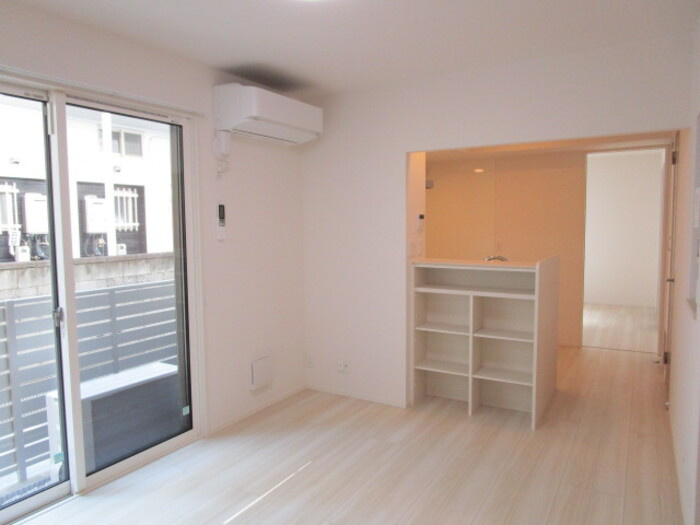 クレマチスの居間・リビング