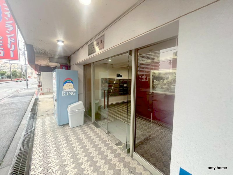 メゾン南江口　仲介手数料無料のエントランス