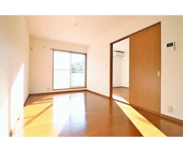 サンライトピアの居間・リビング