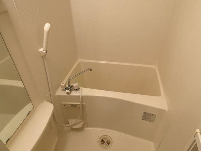 ハッピーハイツ　　刈谷市近郊の賃貸ならクラスホーム刈谷店の浴室