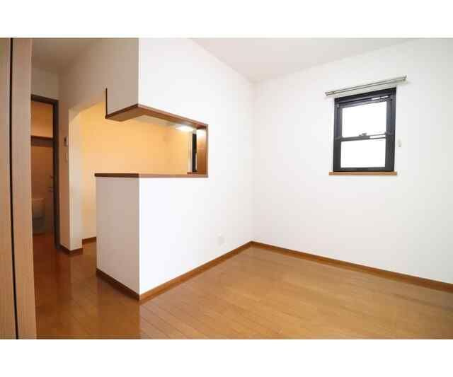 ライズ新杉田の内装