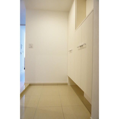 【玄関】 | LUPINUS COURT（ルピナスコート）