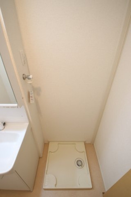 【設備】 | ケーズコート深井 | 室内洗濯機置場