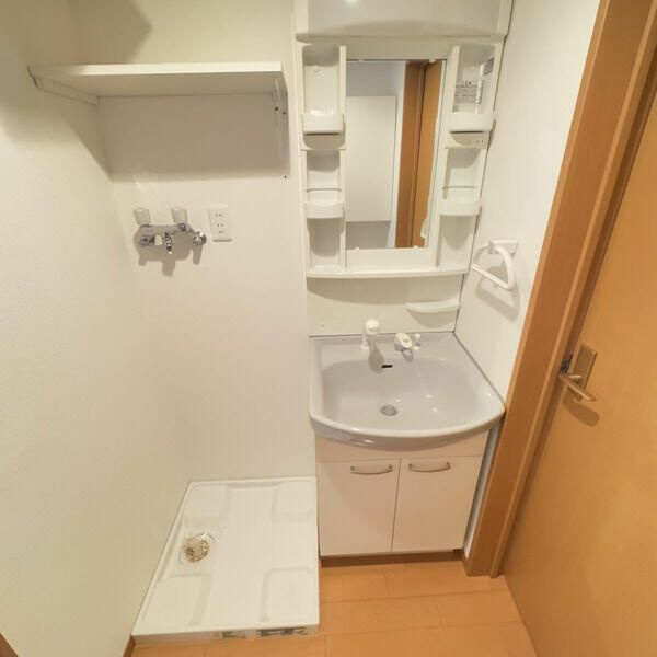 アン・フェリーチェ洋光台の洗面所