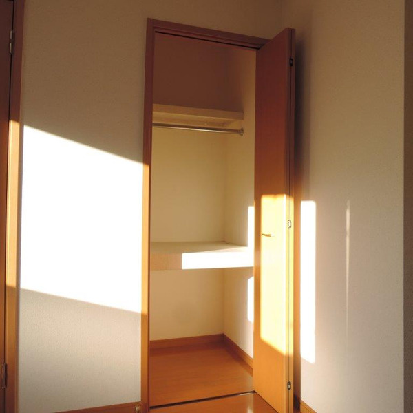 プチメゾン鳳の収納