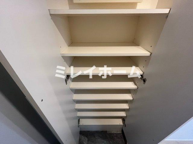 レジディア蒲田Ⅲの玄関