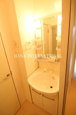 クレモンティーヌ・相之川の独立洗面台|他部屋参照