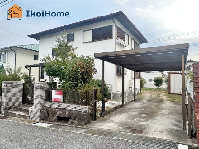 神戸市西区狩場台1丁目　中古戸建のエントランス|●年中無休：当日予約可●広々お庭スペースもございます♪家庭菜園やお子様の遊びスペース等に♪