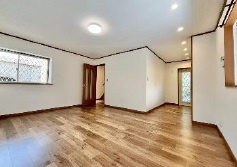 中古戸建 入間市小谷田の居間・リビング