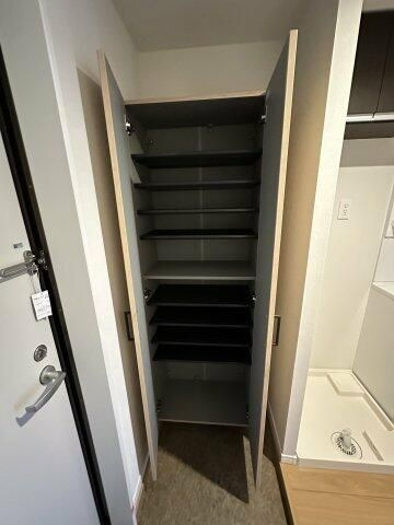 ベイルーム井土ヶ谷の玄関