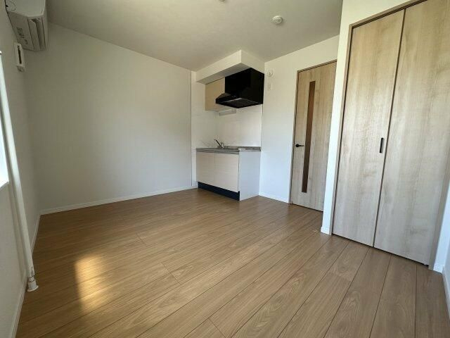 ベイルーム井土ヶ谷の居間・リビング