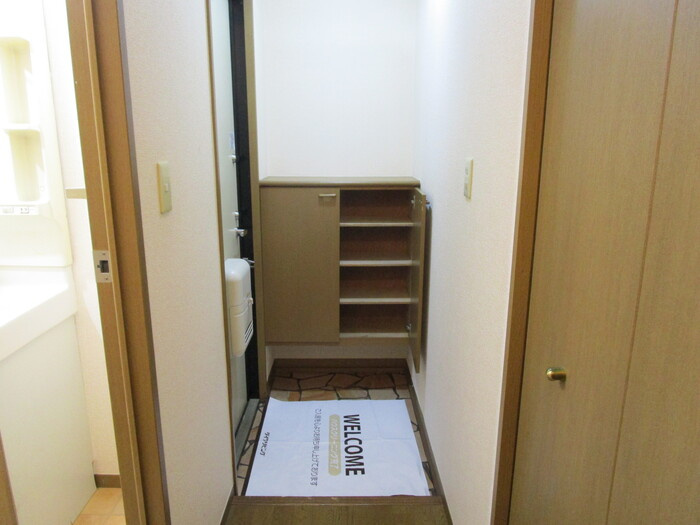 サニーコート田辺　Bの玄関|他部屋参考写真