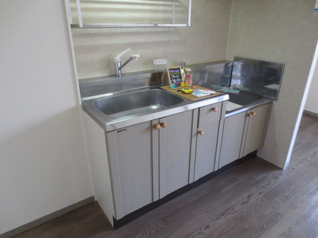 サンハイム西海のキッチン