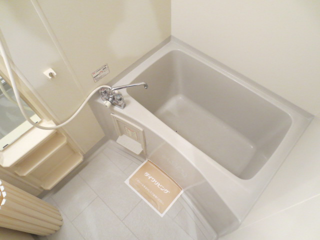 サンハイム西海の浴室