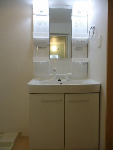 ベラ・ルーチェＣの洗面所